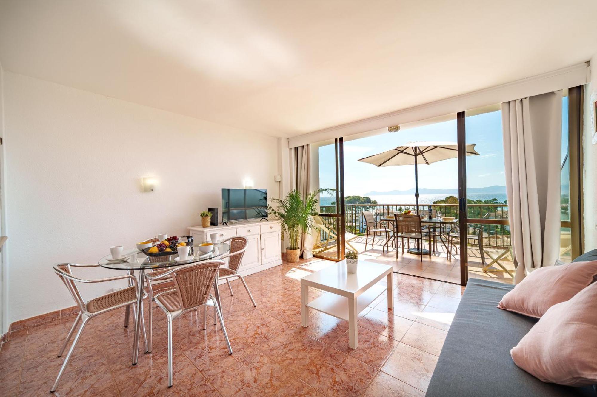 Apartment The Shell Ii, Beach Views And Pool Alcúdia Extérieur photo