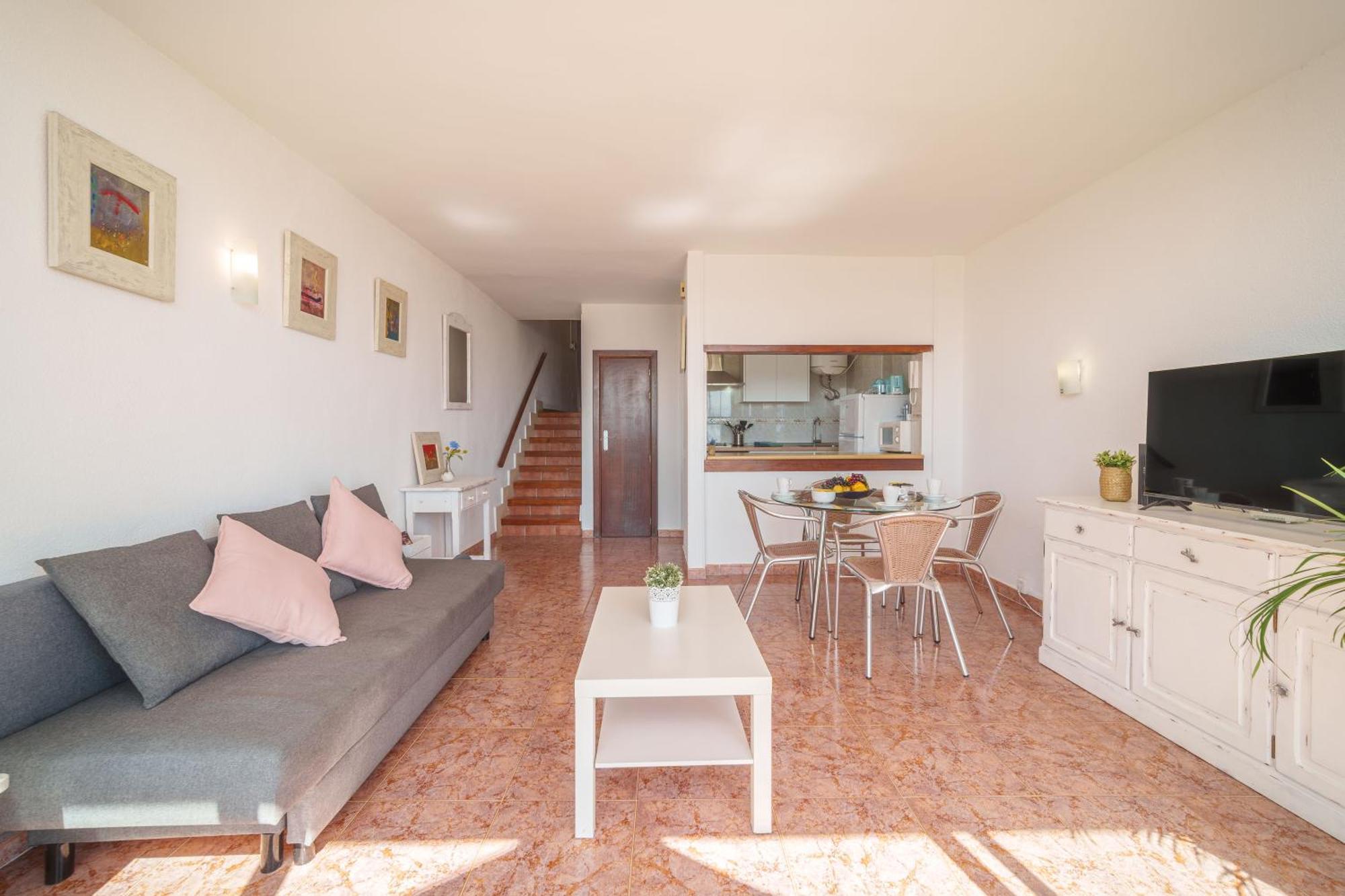 Apartment The Shell Ii, Beach Views And Pool Alcúdia Extérieur photo
